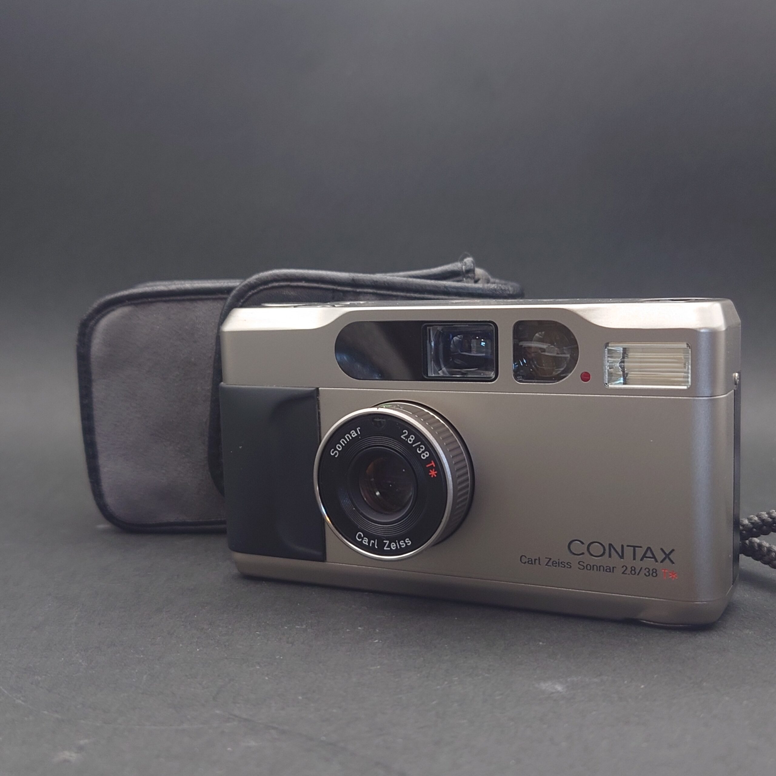 札幌市南区のお客様から、CONTAX T2 コンパクト フィルムカメラ
